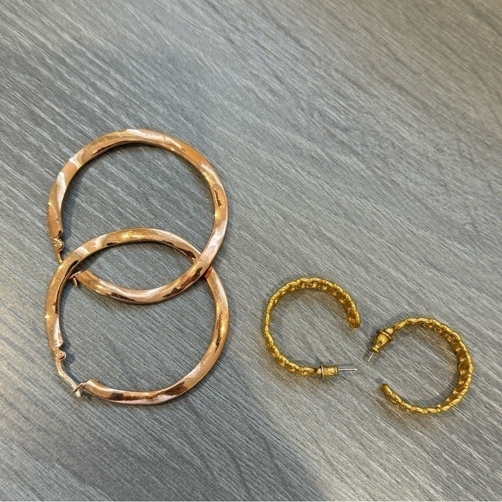 2 Set Hoop Gold and Rose Gold Earrings